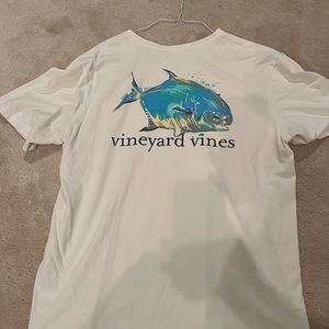 Vineyard Vines pocket t shirt